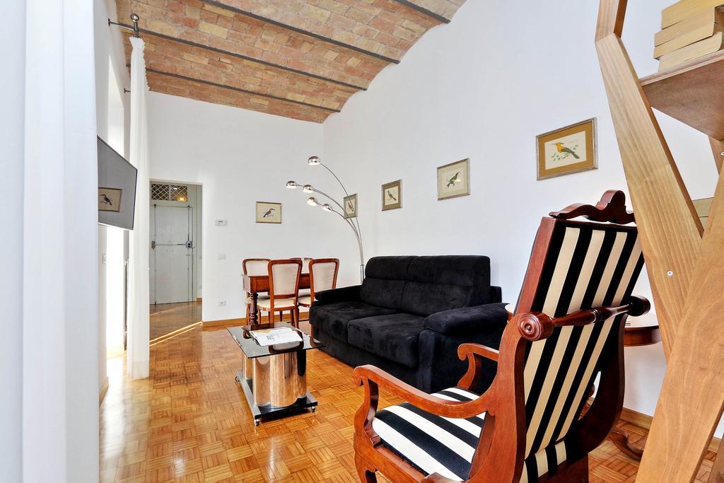 Penitenza Apartment โรม ภายนอก รูปภาพ