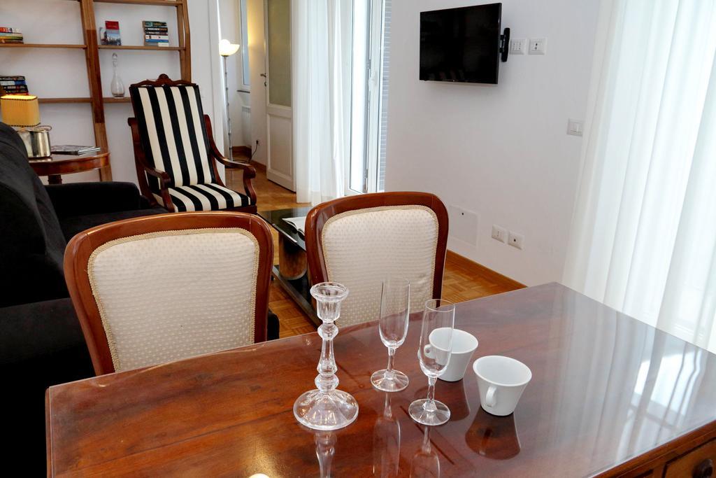 Penitenza Apartment โรม ภายนอก รูปภาพ